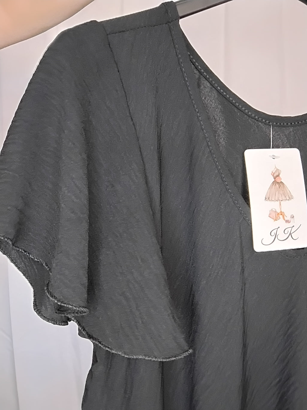 Blouse fluide · Col V · Coupe pyramide · 4 couleurs · TU46-52