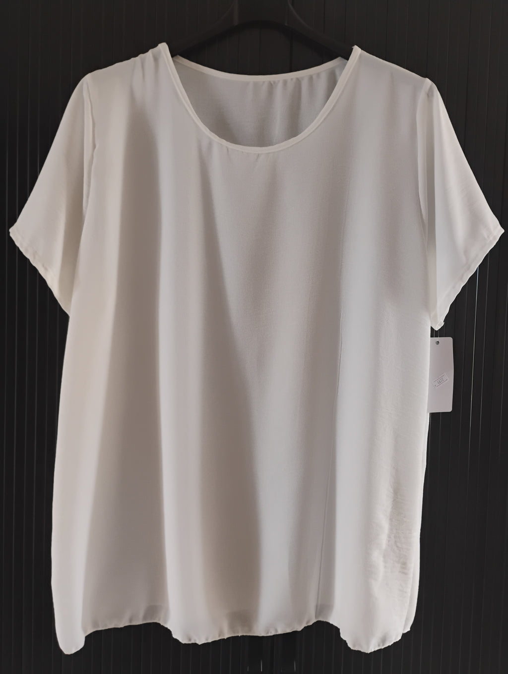 Blouse fluide · Col rond · Manches courtes · 14 couleurs · TU48-54