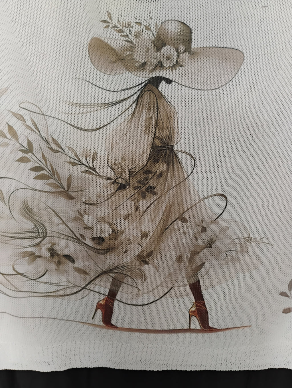 Pull fin · Blanc et champagne · Manches chauve-souris · TU40-48
