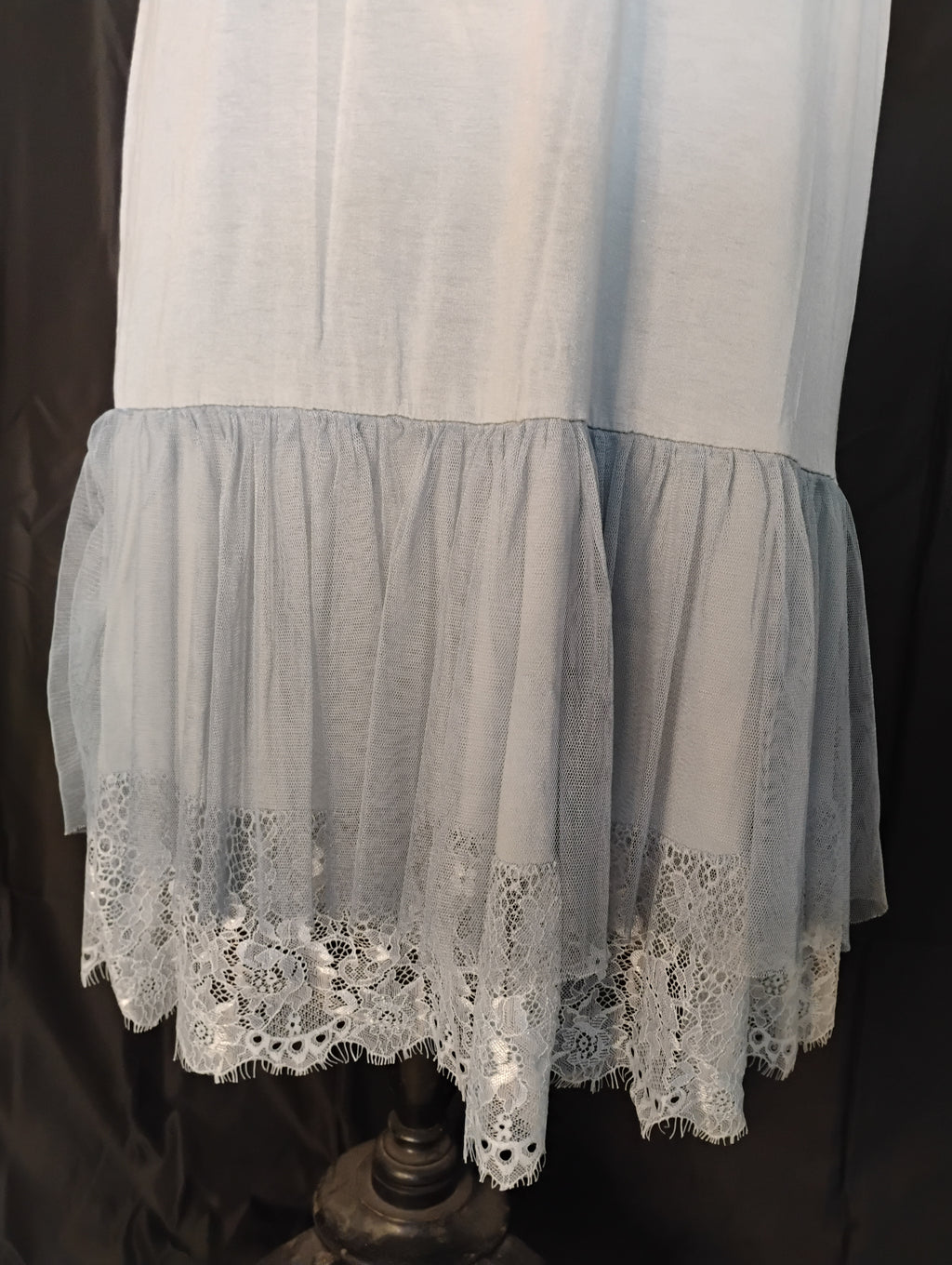 Fond de robe · Dentelle et tulle · Bleu clair · TU grande taille