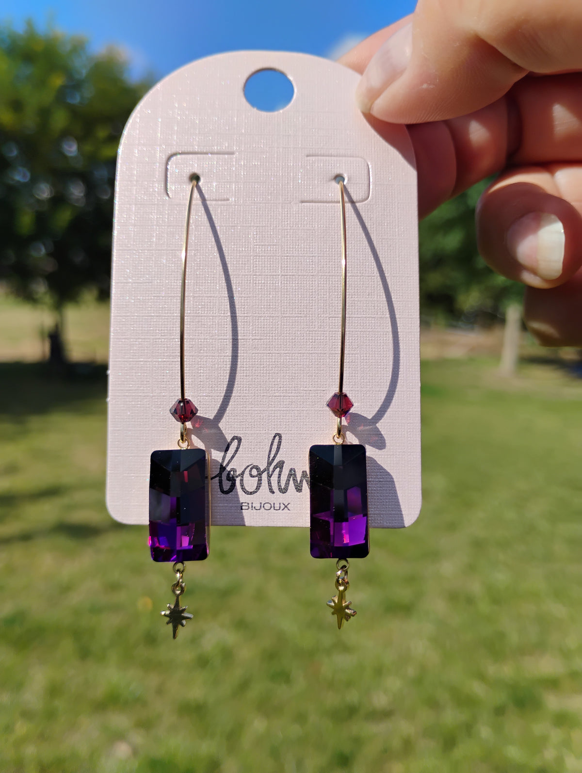 Boucles d'oreilles pendantes · Cristal et pampille étoilée · Vert ou Mauve