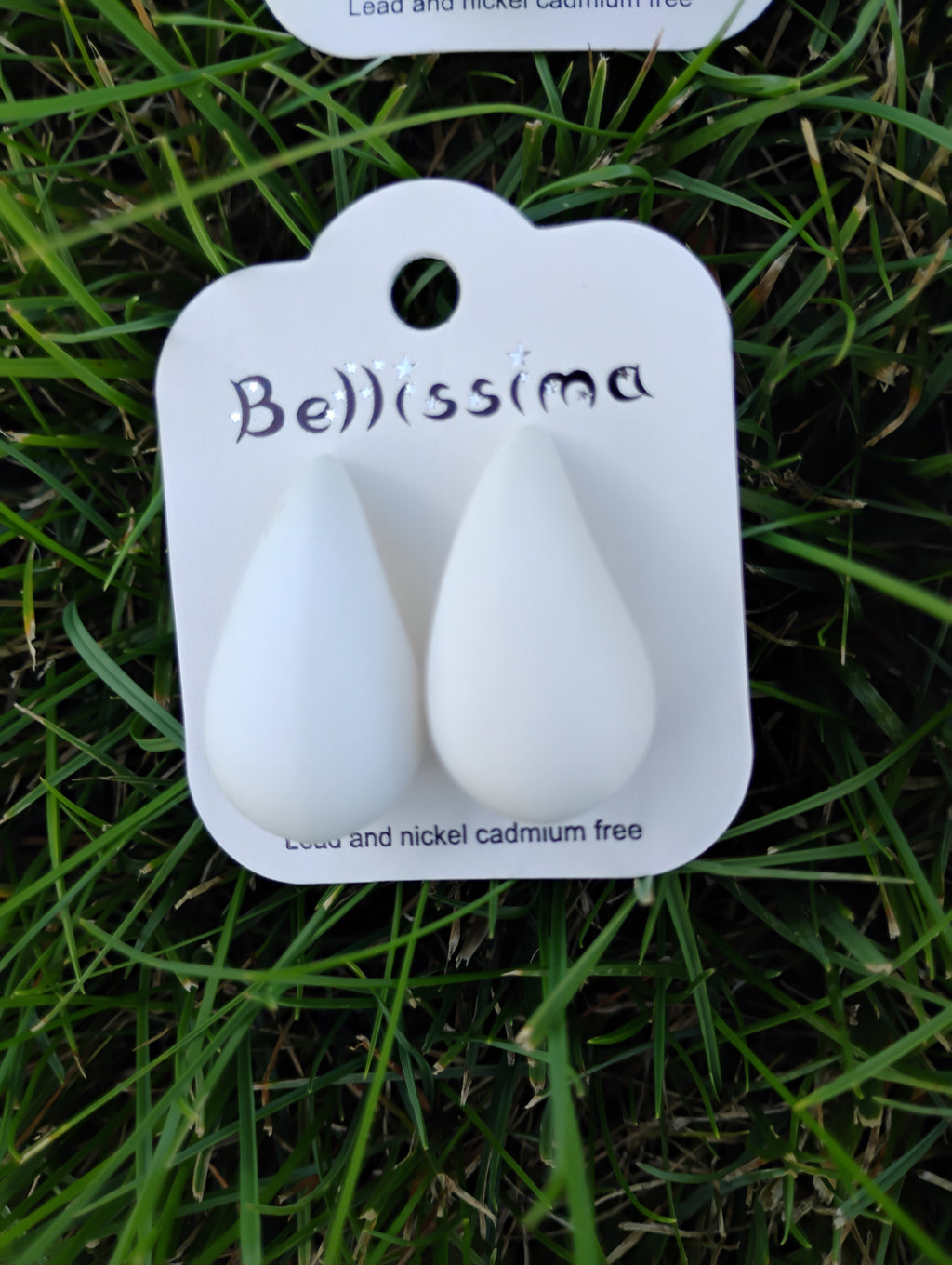 Boucles d'oreilles goutte · Effet mat vif · 8 couleurs · 3 cm