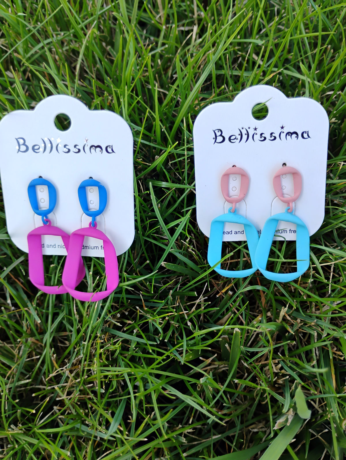 Boucles d'oreilles pendantes · Géométriques et colorées · Tige argent 925 · Bleu ciel ou Fuchsia