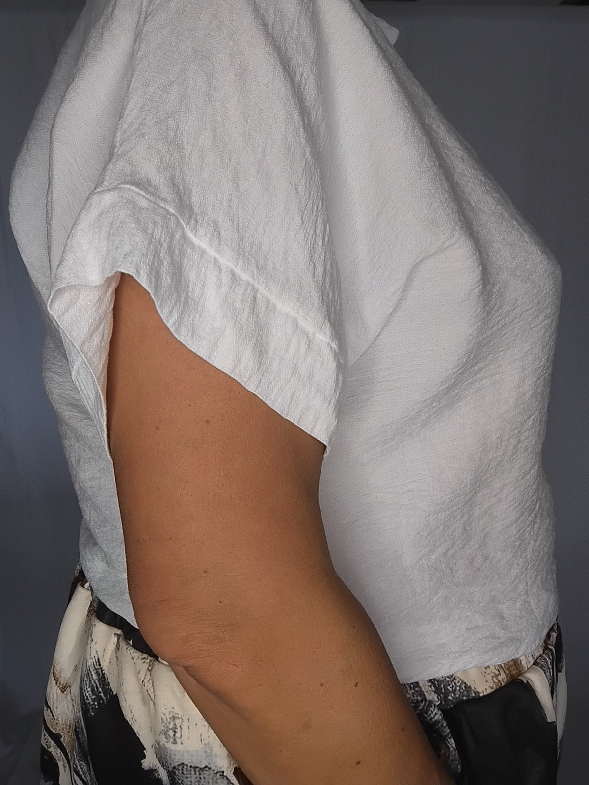 Blouse chemisier en viscose - foulard offert - T44/46