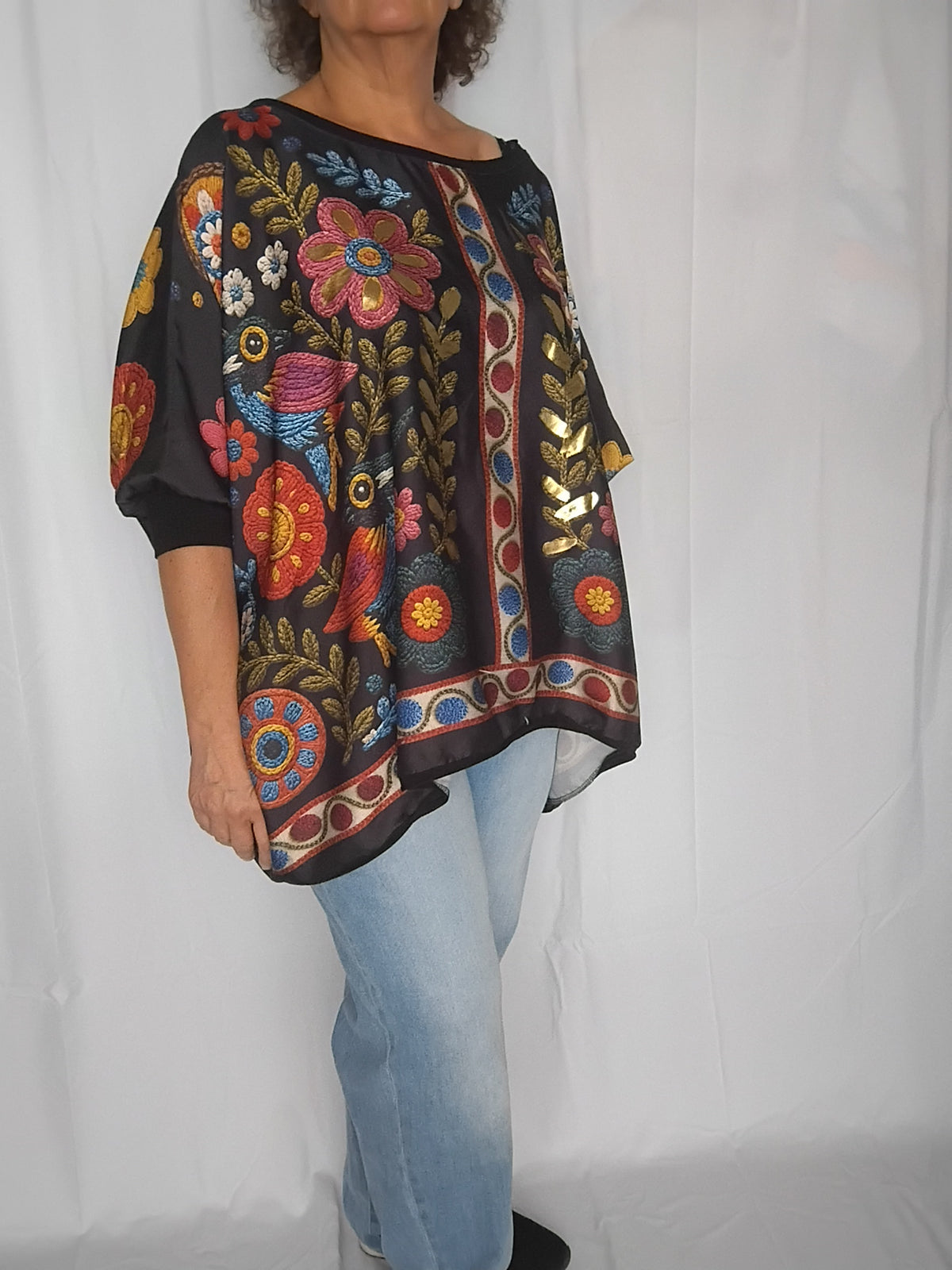 Blouse oversize fleurie - Noir & reflets dorés - Taille unique 44 à 60/62