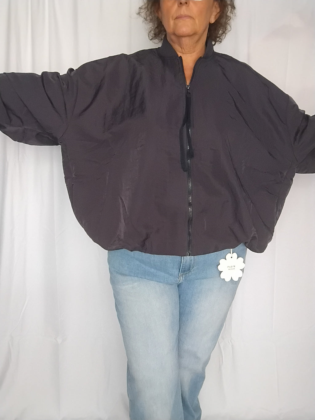 Blouson bomber brodé · Broderie florale au dos · 3 couleurs