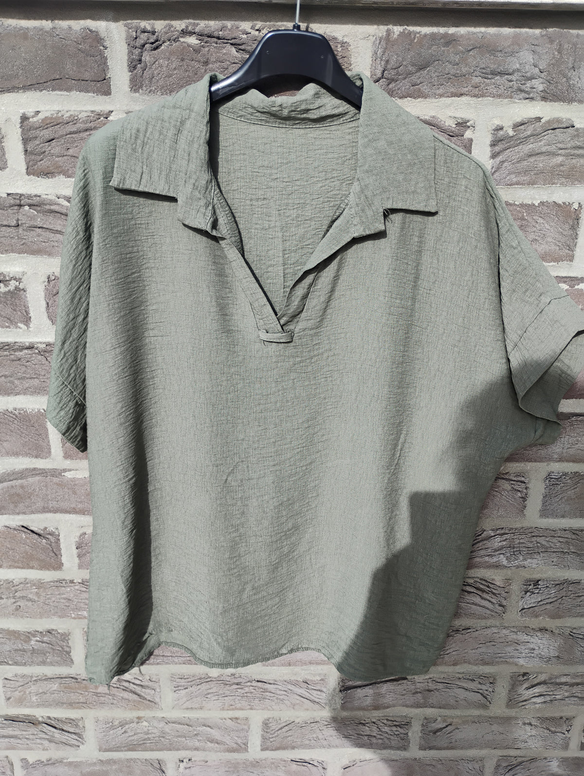 Blouse chemisier en viscose - foulard offert - T44/46