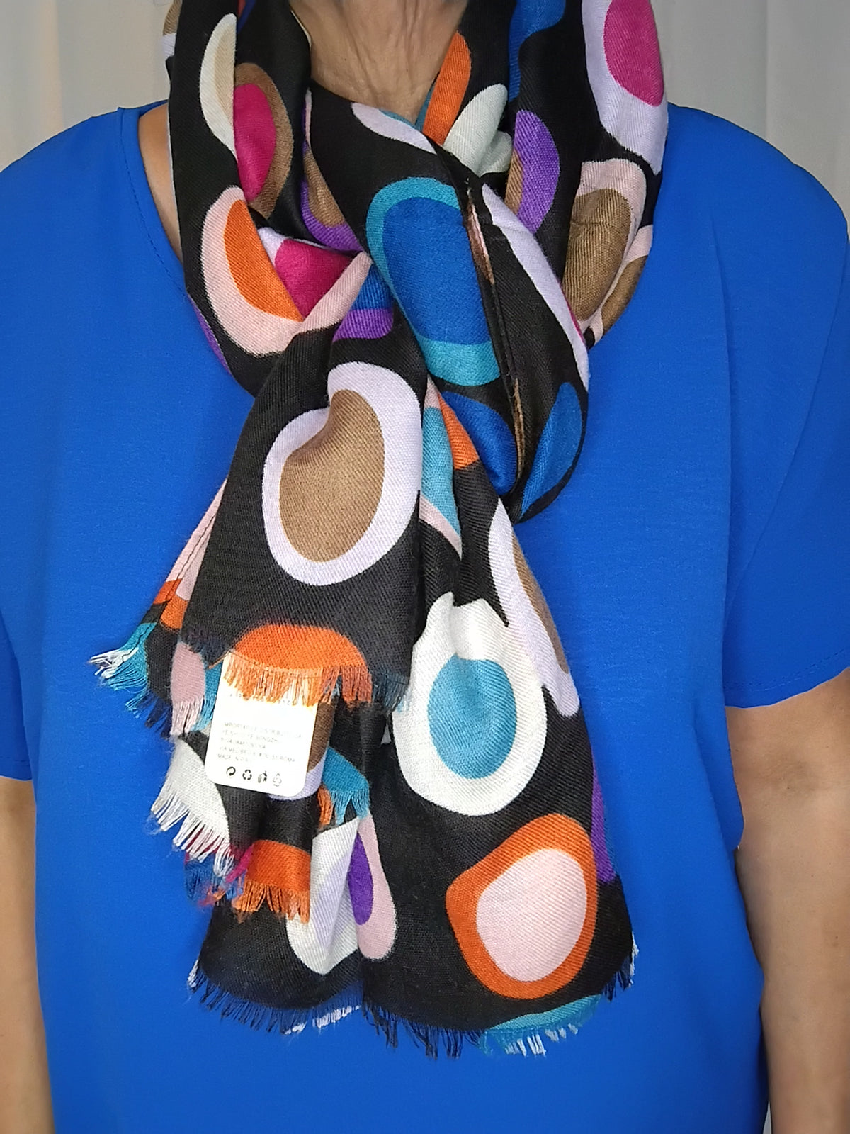 Foulard oversize à pois colorés – 86 × 180 cm