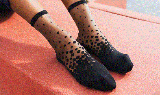 Chaussettes transparentes, Atelier st eustache